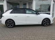 OPEL Astra Lim. Ultimate Intelli Aut ACC LED Leder
