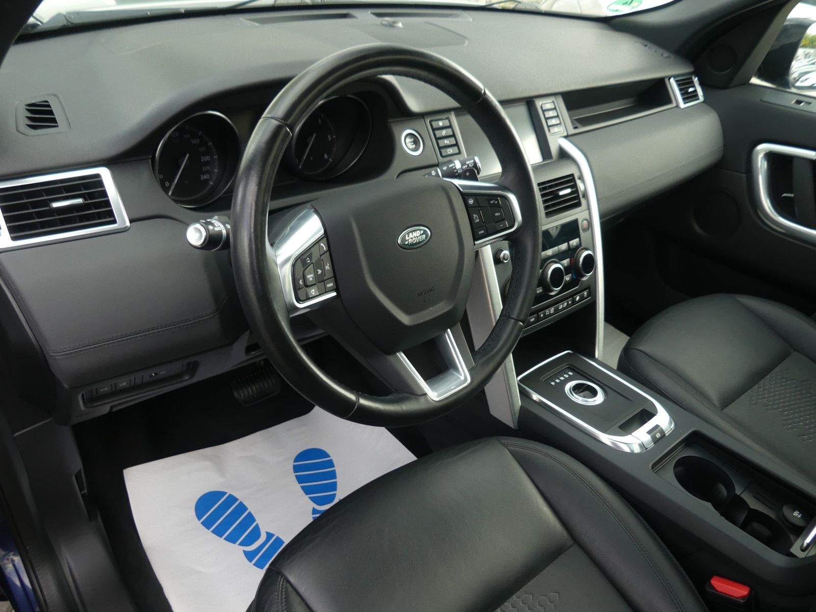 LAND ROVER Discovery Sport SE AWD Navi. Cam. Pano. Meridian