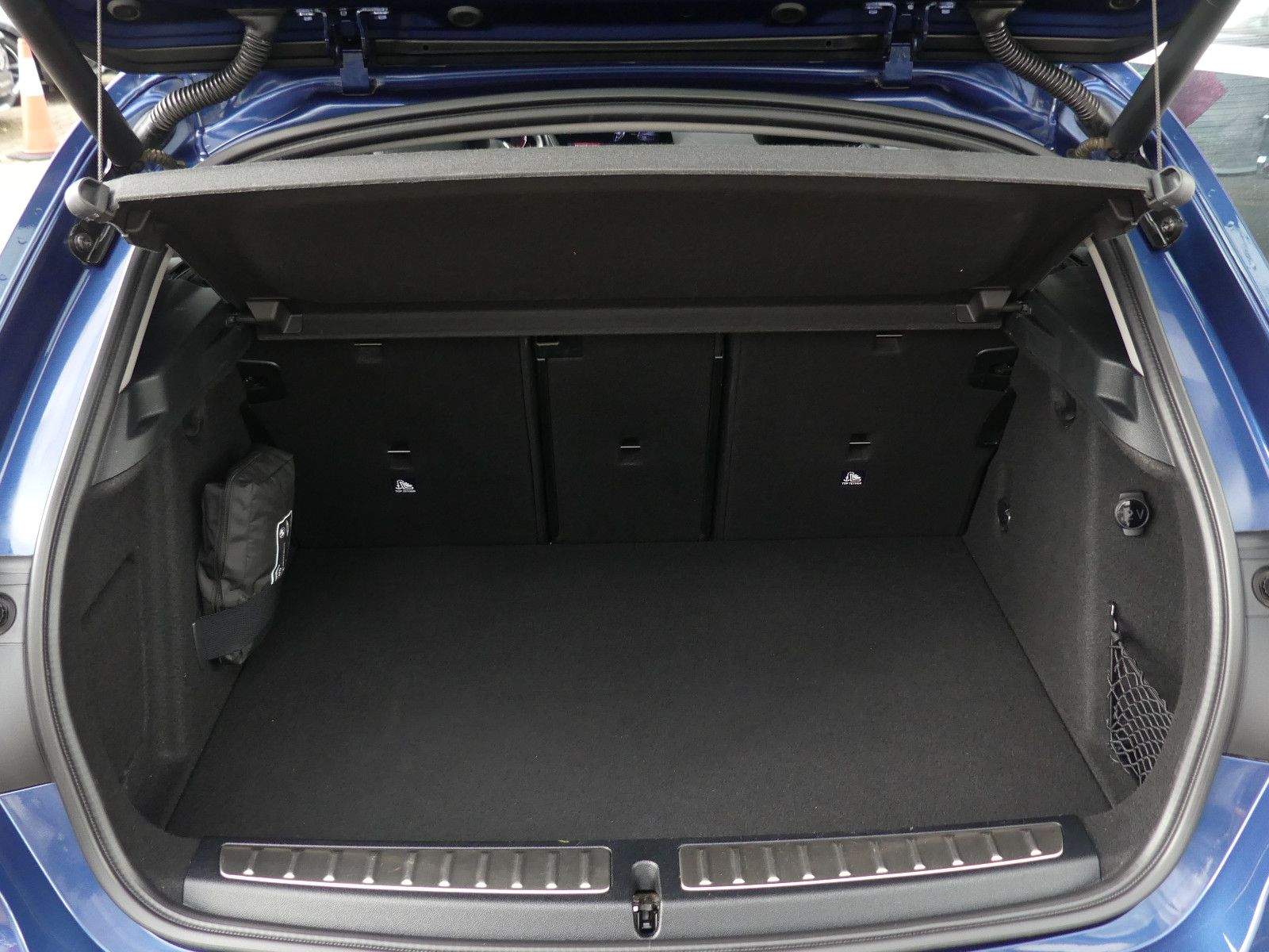 BMW 120 i Advantage Head-Up PDC LED