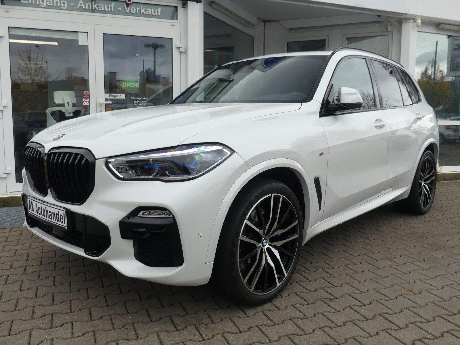 BMW X5 M50i ShadowLine Pano HUD Innovation Laser H&K