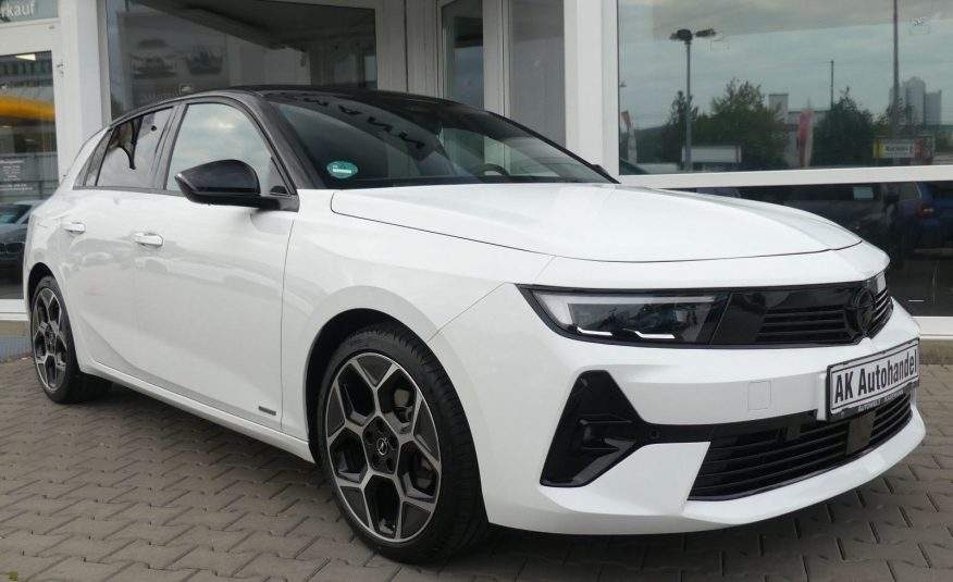 OPEL Astra Lim. Ultimate Intelli Aut ACC LED Leder