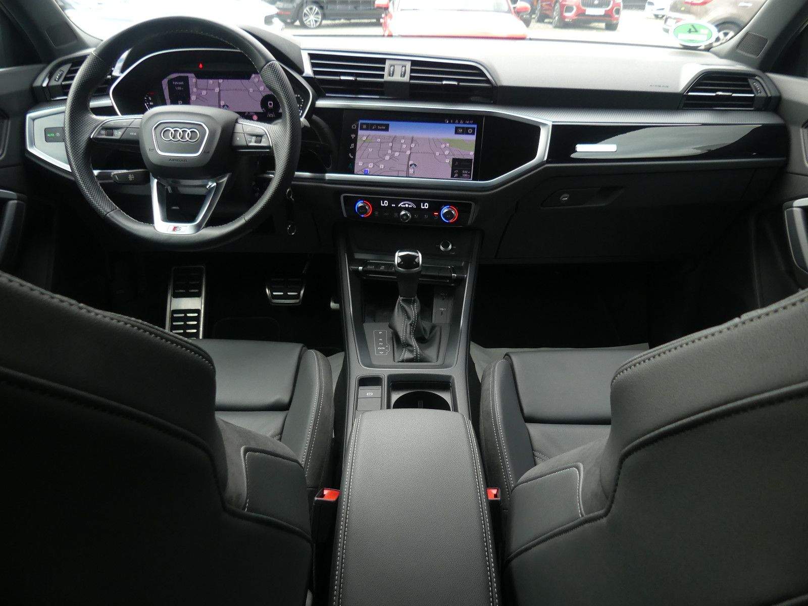 AUDI Q3 Sportback 35 TFSI S line LED Leder Camera Nav