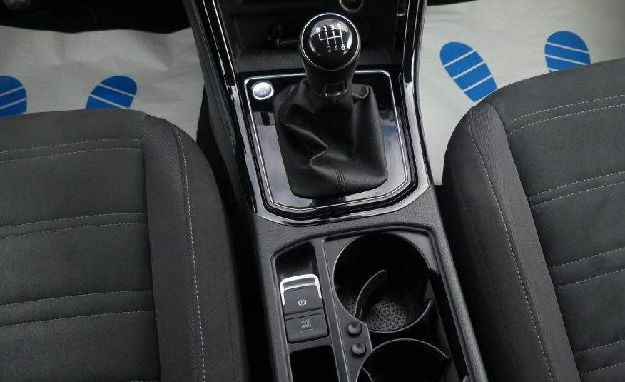 VW Touran R-Line Highline ACC  Alcantara