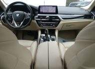 BMW 530d Touring Sport Line AHK Leder Navi-Profi Cam