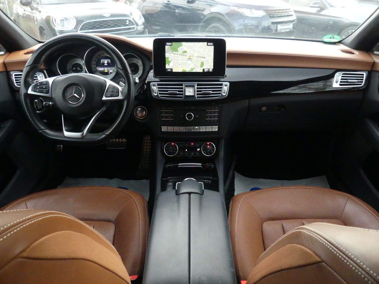 MERCEDES-BENZ CLS400 AMG 4Matic Shooting Brake H&K Massage