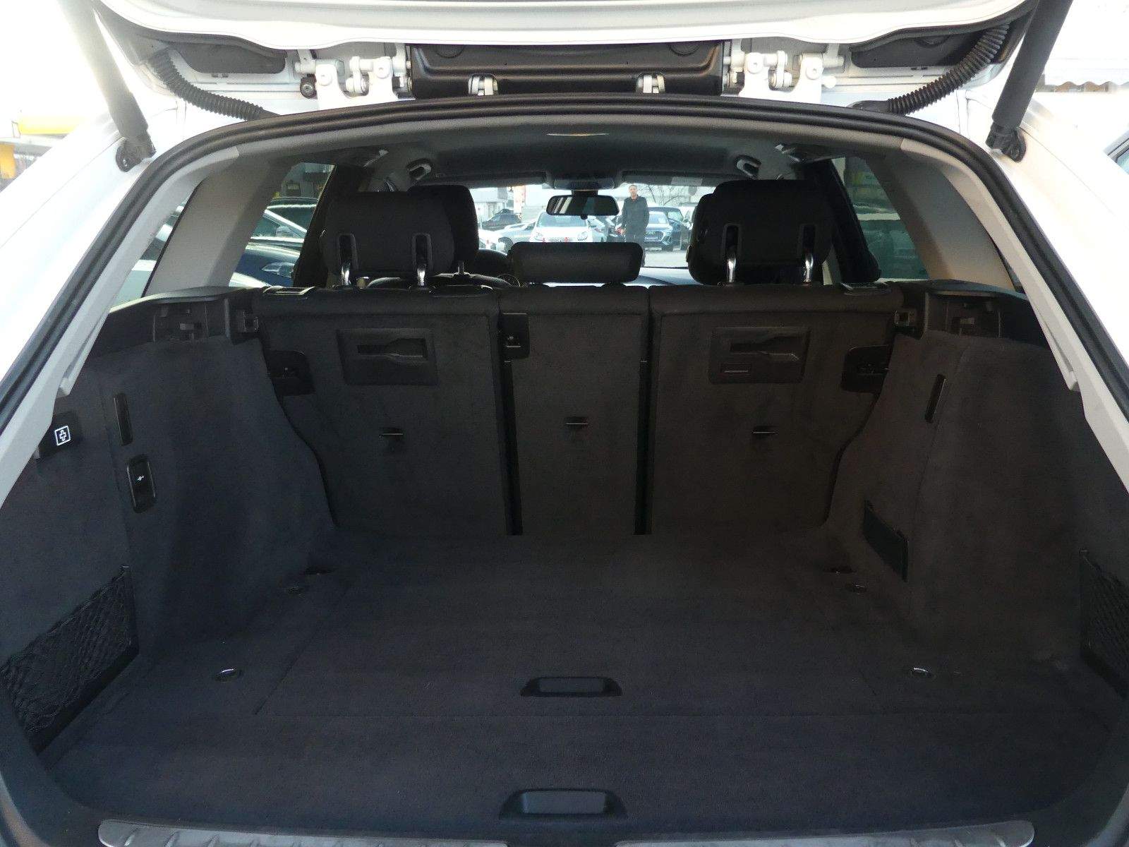 BMW 316i Touring Aut. PDC Sitzheizung Klima 2-Zonen