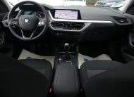 BMW 118i Advantage LED PDC AHK Navi CarPlay Android
