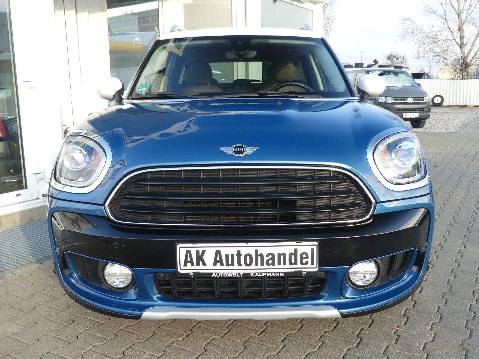MINI Countryman Cooper All4 Leder Autom Pano PDC Navi