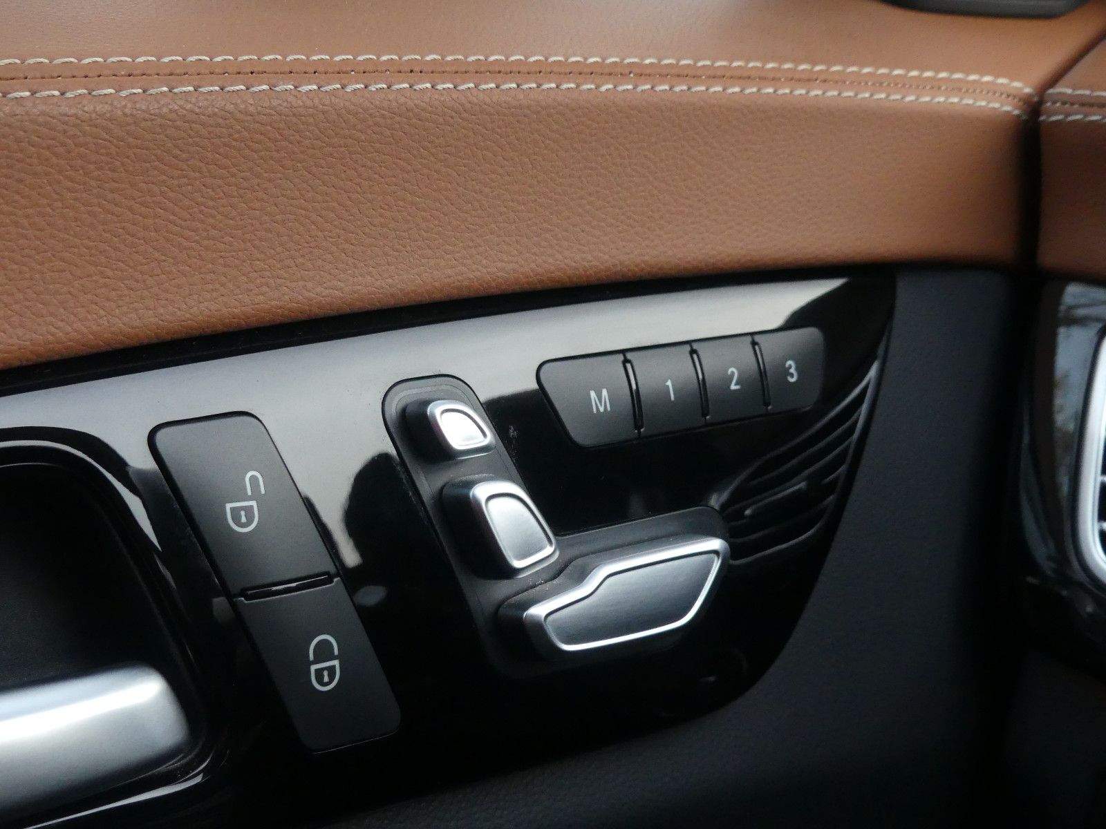 MERCEDES-BENZ CLS400 AMG 4Matic Shooting Brake H&K Massage