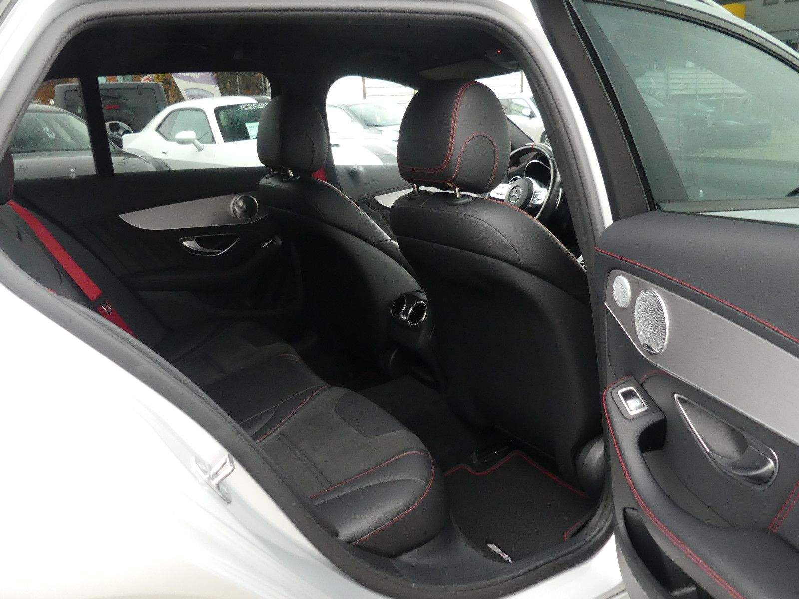 MERCEDES-BENZ C43 AMG 4Matic LED ACC Laneassist Alcant. Burm.