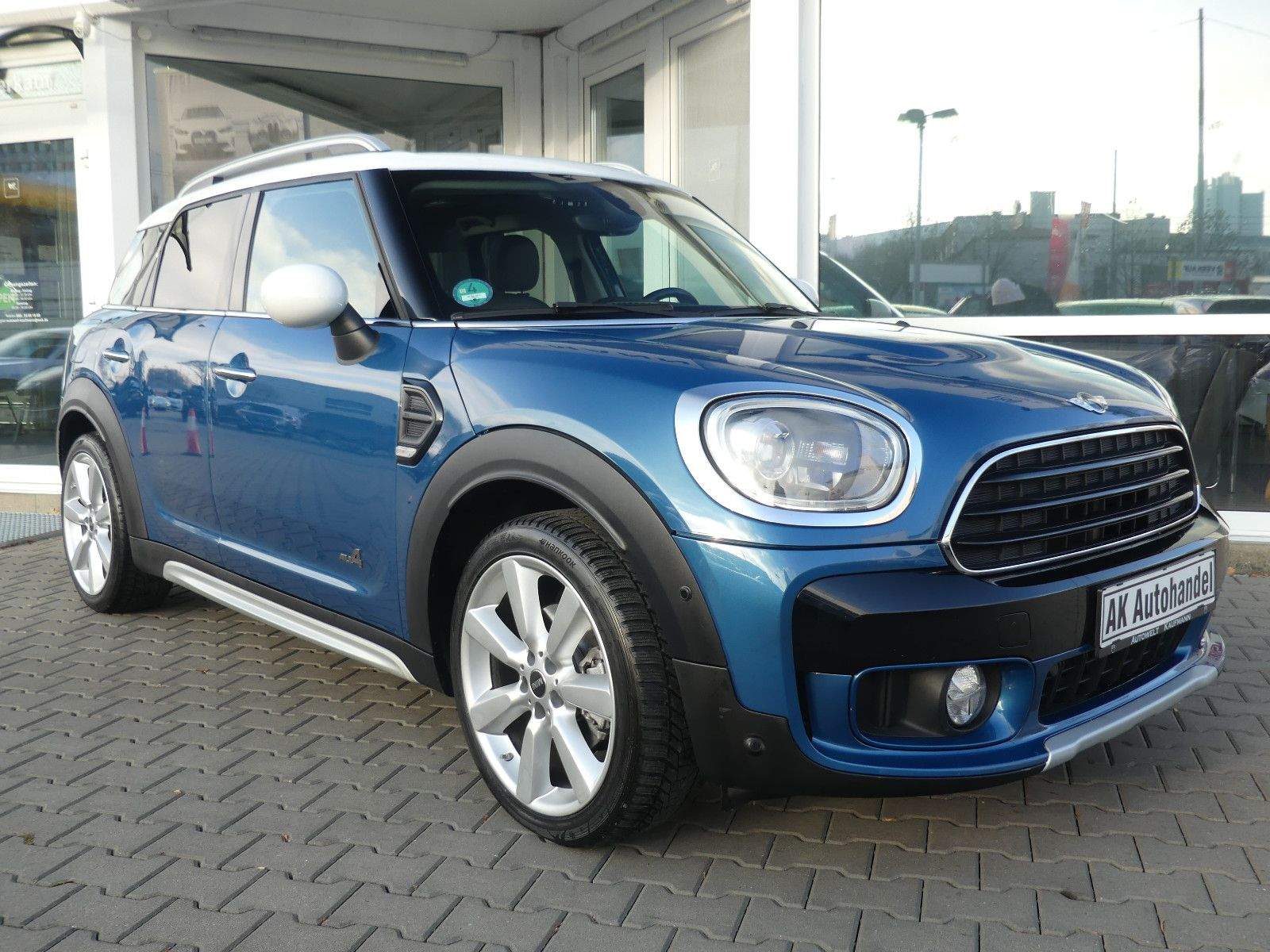 MINI Countryman Cooper All4 Leder Autom Pano PDC Navi