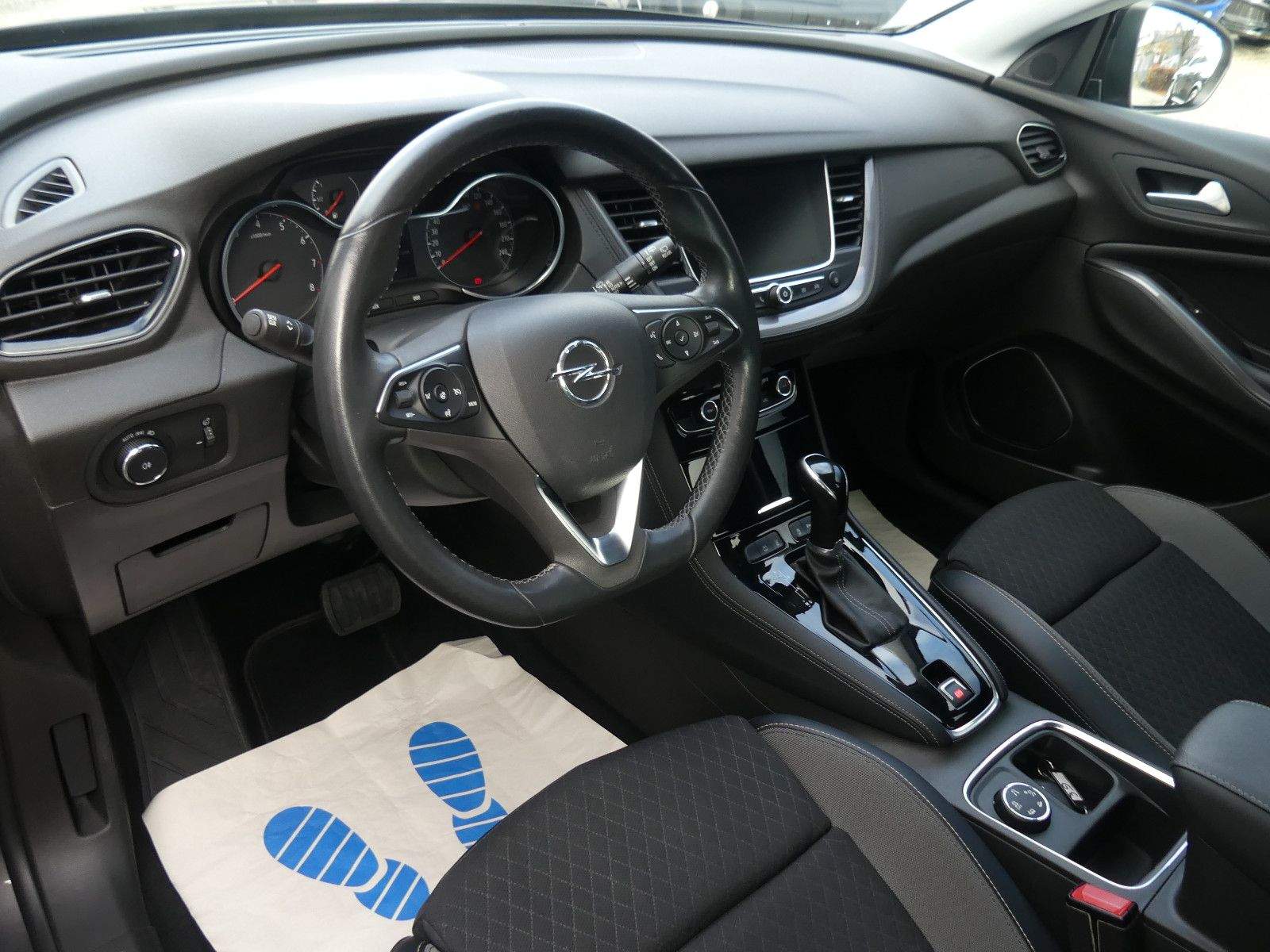 OPEL Grandland X Kamera LED Spurleitassistent Temp.