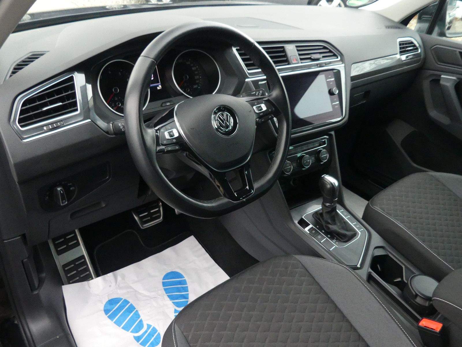 VW Tiguan Join DSG ACC PDC Navi Spurhalte.
