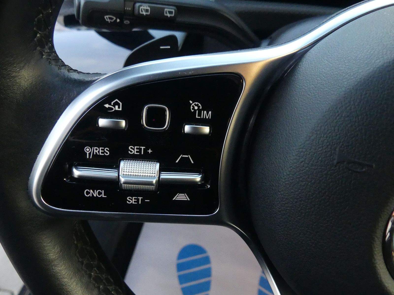 MERCEDES-BENZ A250 4Matic Progressive Leder Virtual Cockpit