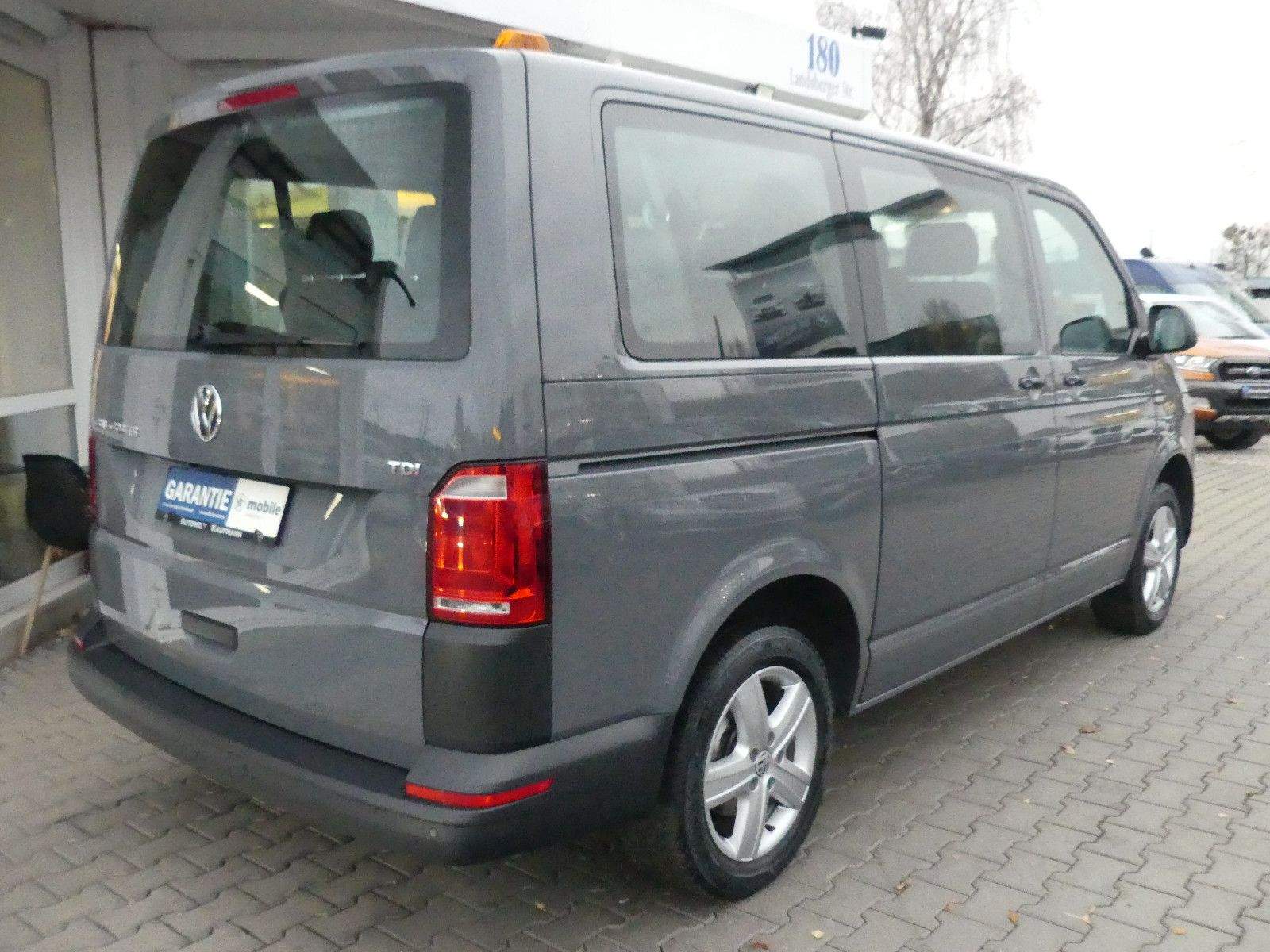 VW T6 Transporter 9-Sitze Navi Kamera HUD