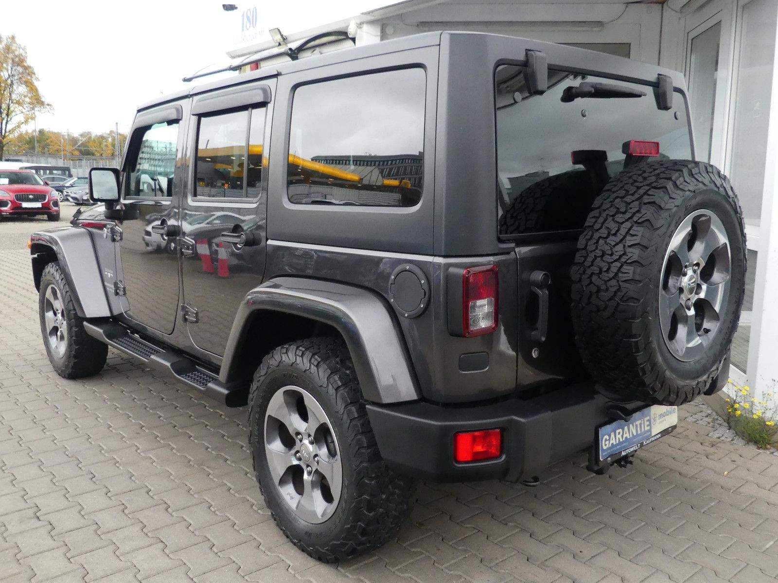 JEEP Wrangler Aut. Unlimited Sahara Dual-top Leder