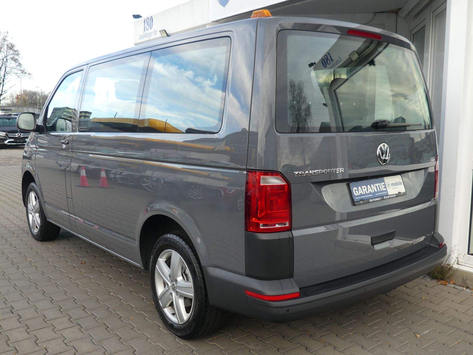 VW T6 Transporter 9-Sitze Navi Kamera HUD