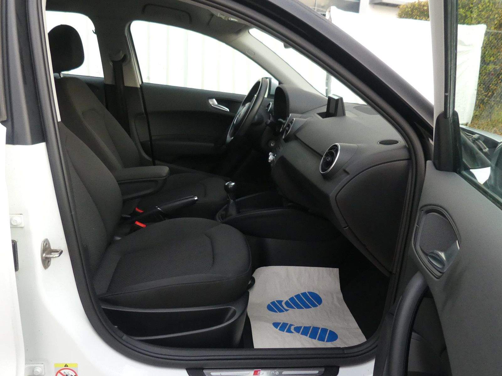 AUDI A1 Sportback 1.4 TFSI S-line Navi MMI Sitzhzg