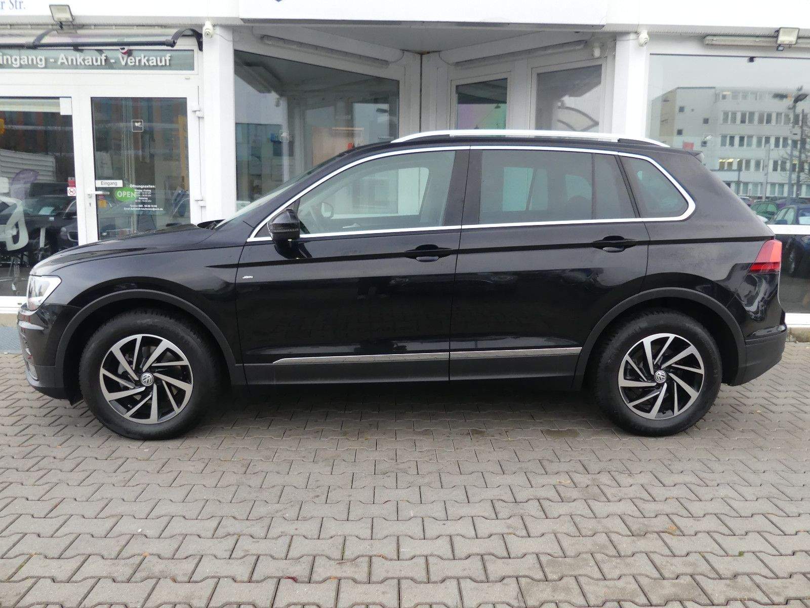 VW Tiguan Join DSG ACC PDC Navi Spurhalte.
