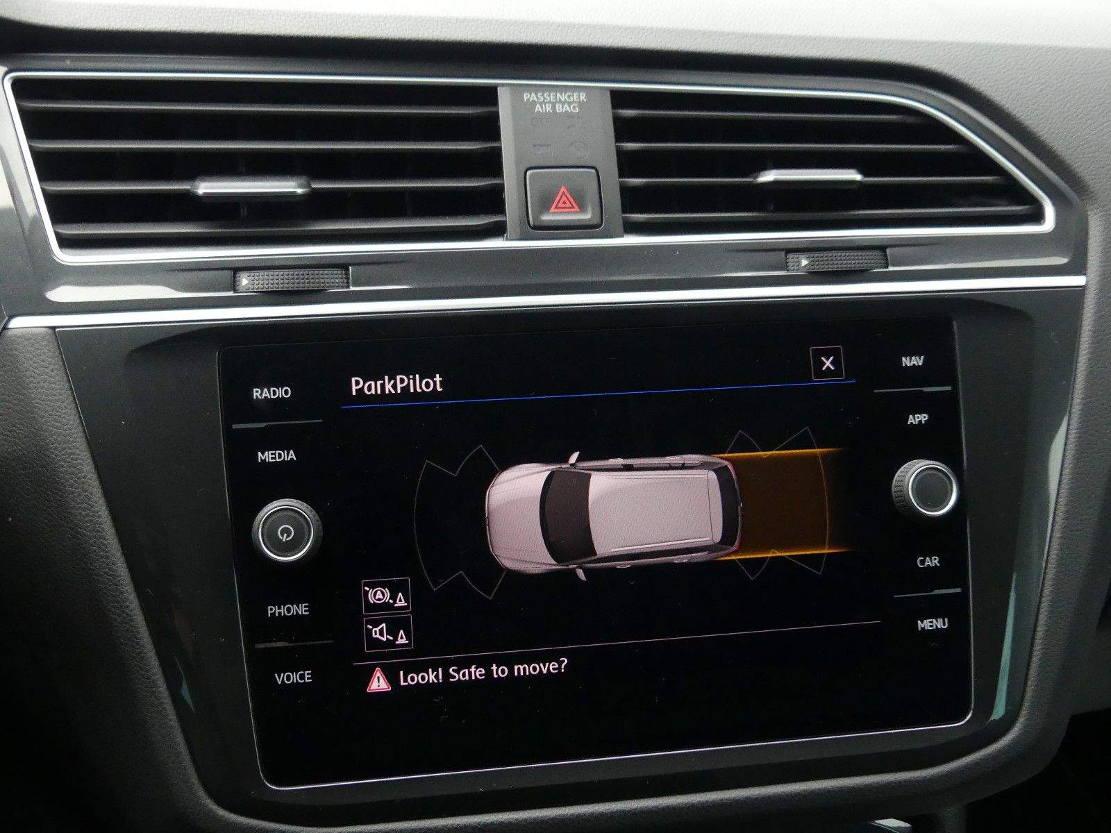 VW Tiguan Join DSG ACC PDC Navi Spurhalte.