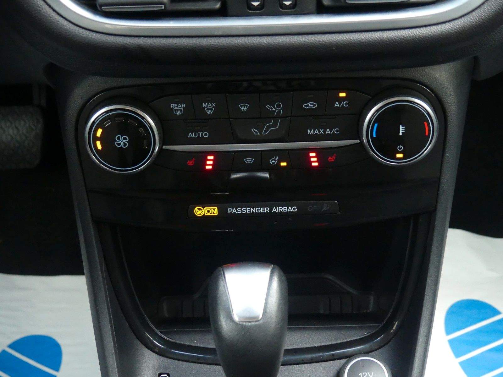 FORD Puma Titanium X Kamera CarPlay