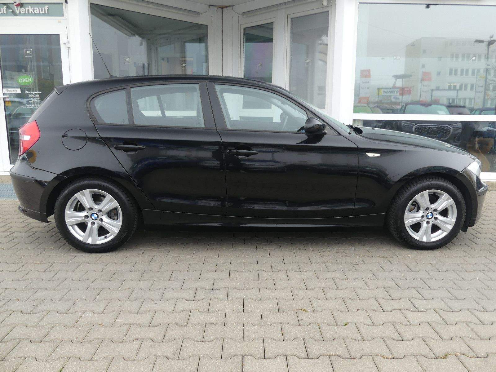 BMW 116i Advantage Klima