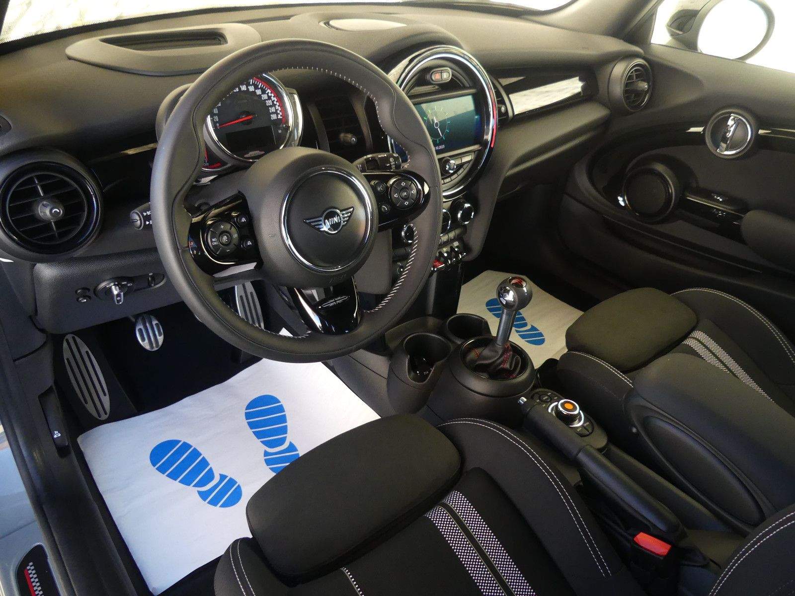 MINI John Cooper Works ACC HUD LED Navi CarPlay