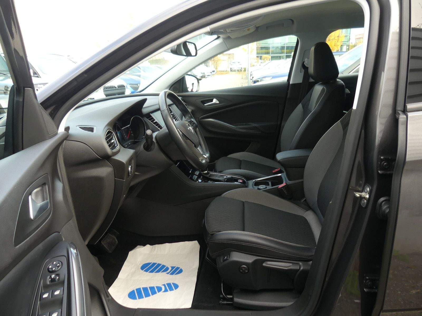 OPEL Grandland X Kamera LED Spurleitassistent Temp.