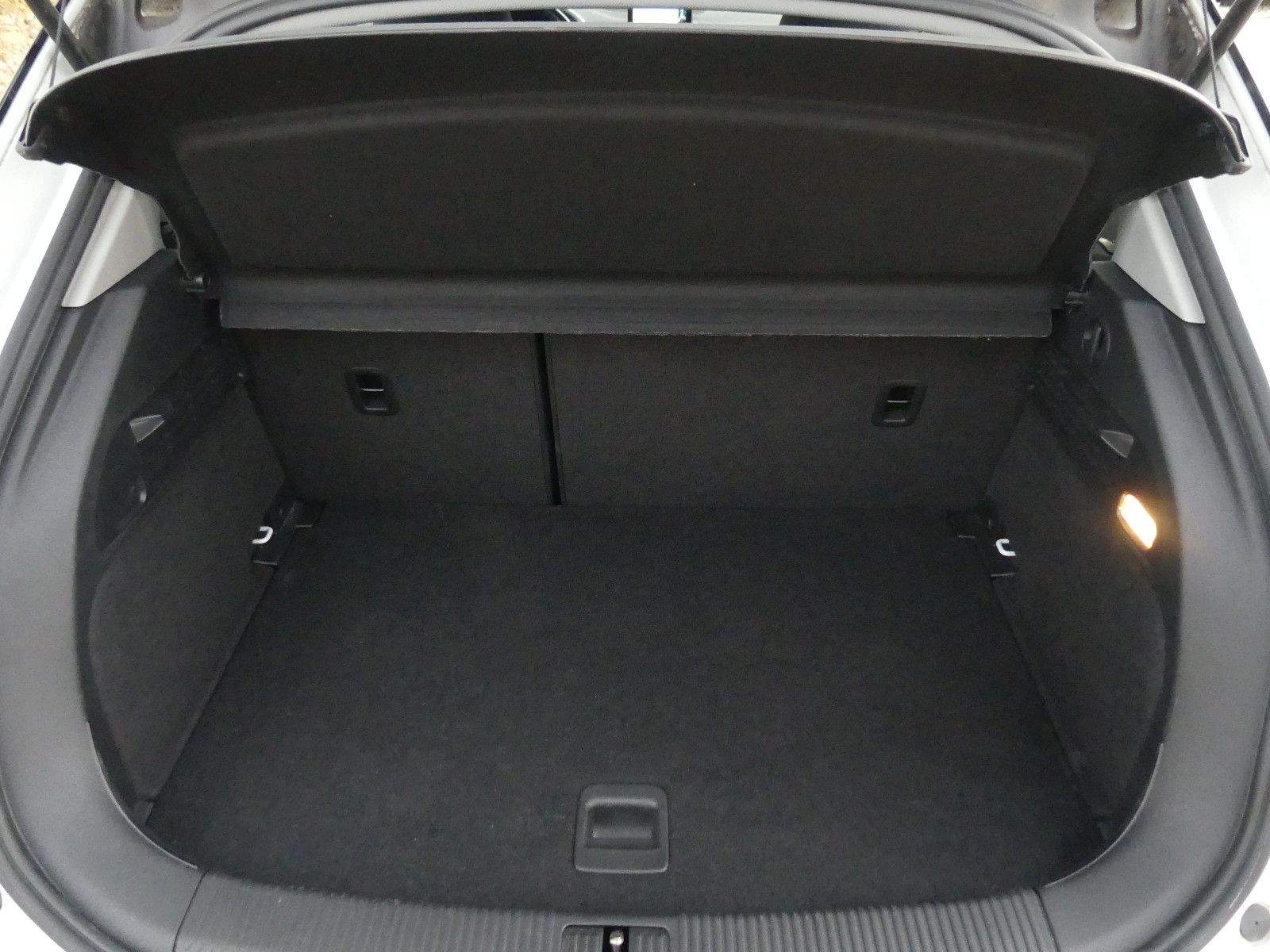 AUDI A1 Sportback 1.4 TFSI S-line Navi MMI Sitzhzg