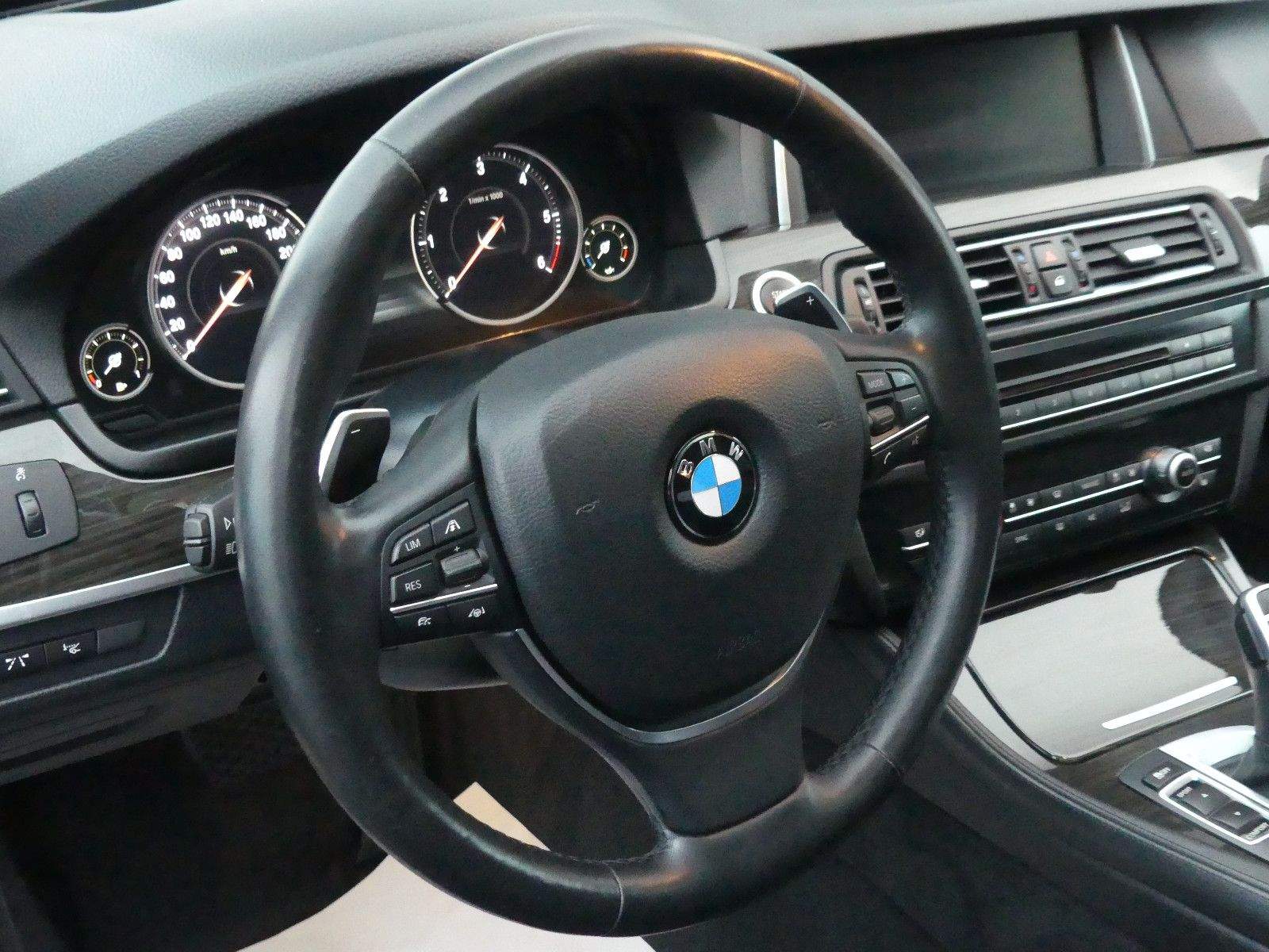 BMW 530d Luxury Line LED HeadUp Keyless 360°Cam Soft