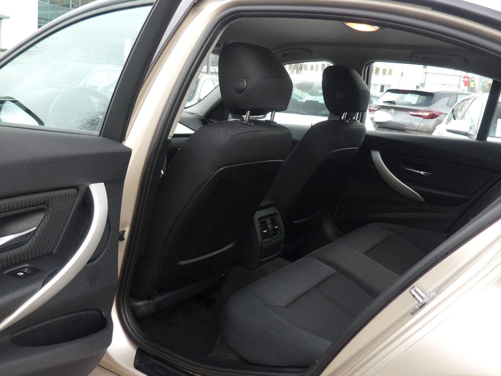 BMW 316 i  Limousine Automatik Klima 2-Zonen