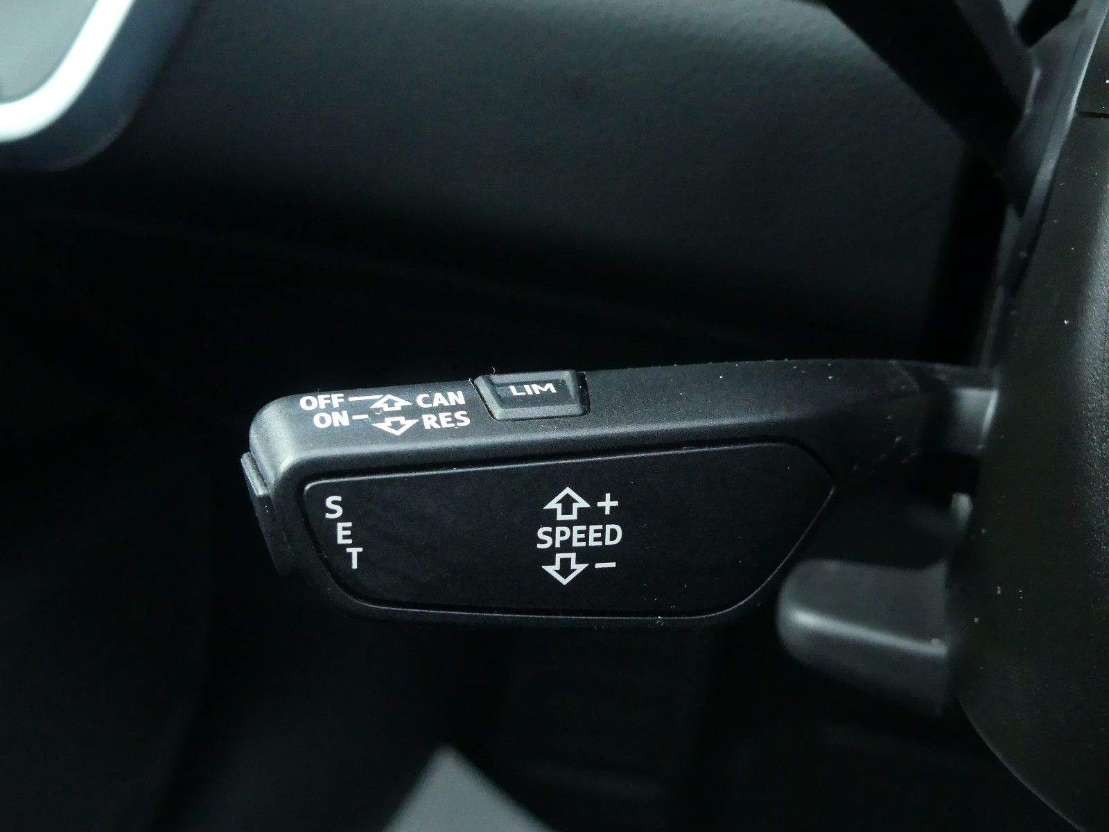 AUDI A6 Avant 45 TFSI Quattro Sport LED Laneassist