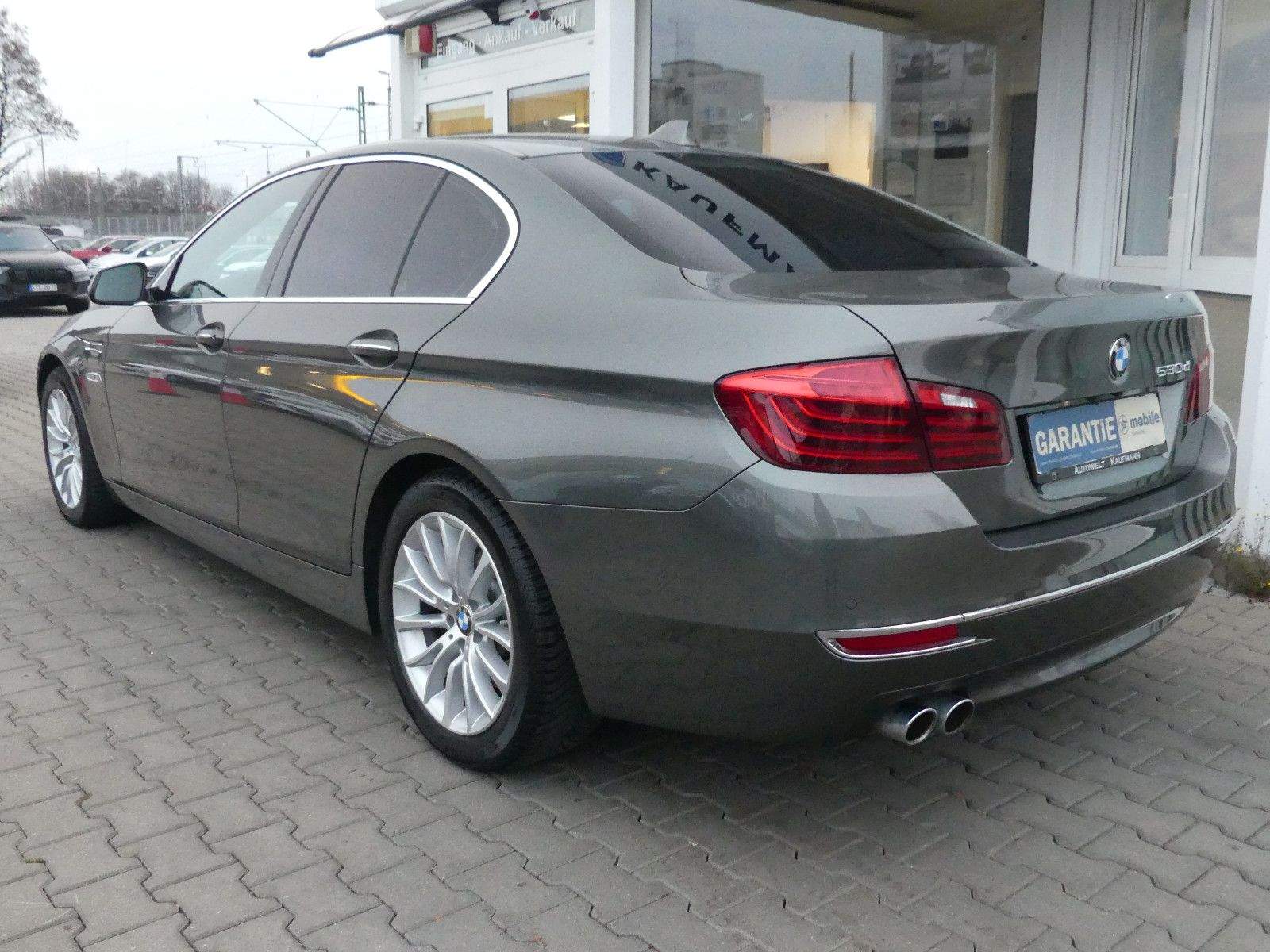 BMW 530d Luxury Line LED HeadUp Keyless 360°Cam Soft
