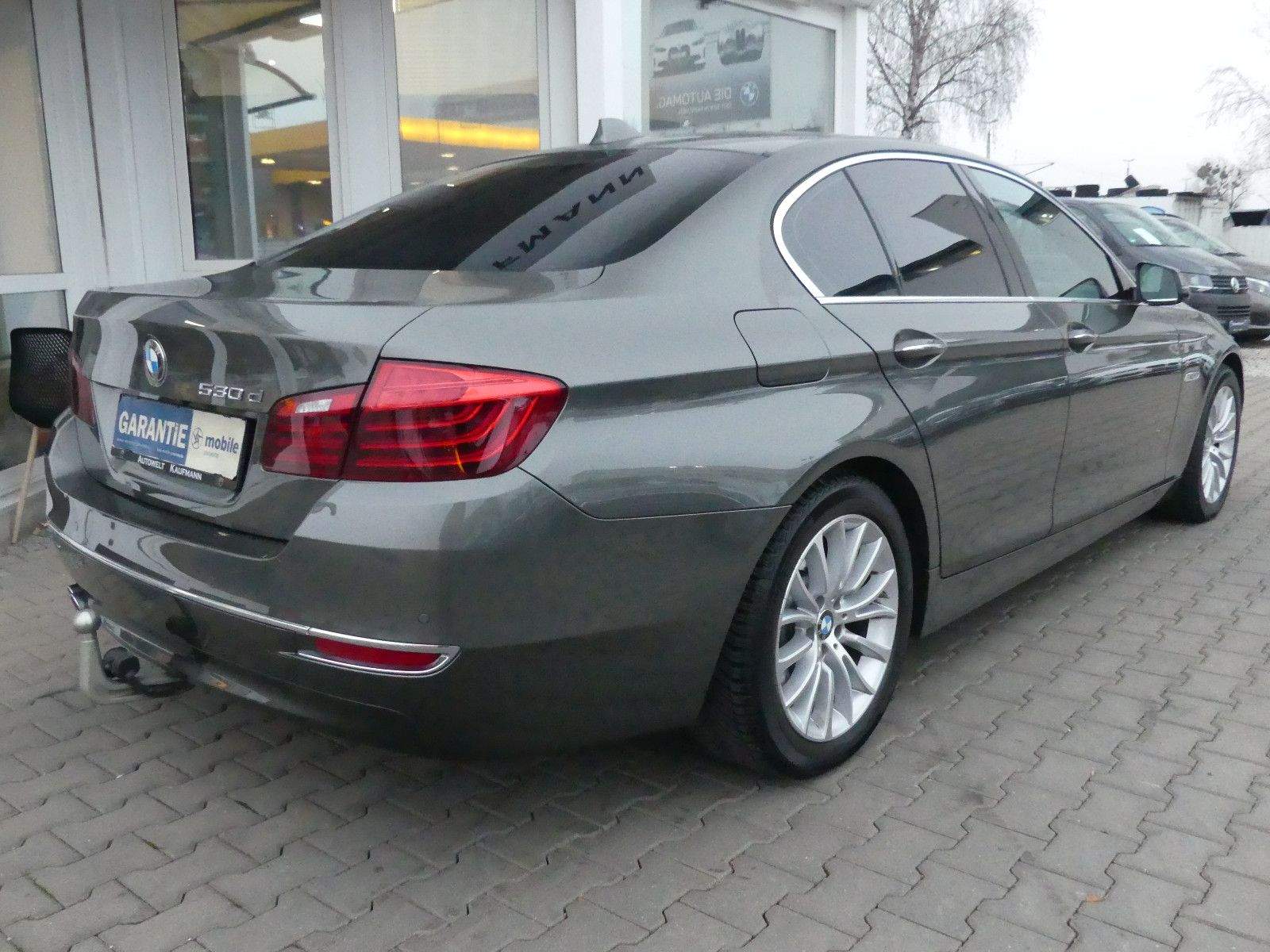 BMW 530d Luxury Line LED HeadUp Keyless 360°Cam Soft