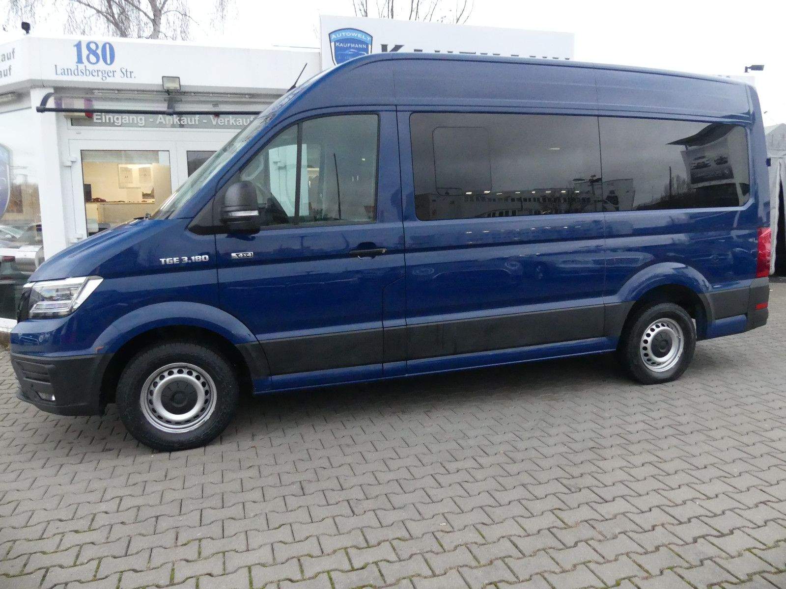 MAN TGE 3.180 4×4 SB Aut. 9-Sitz LED Navi Kamers