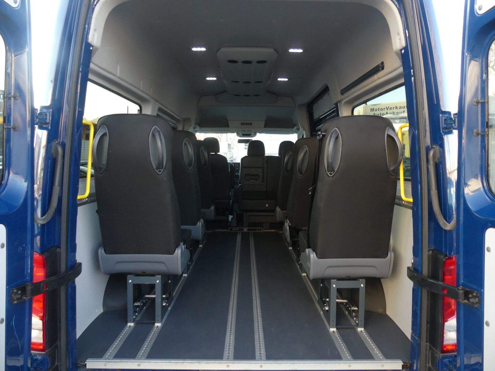 MAN TGE 3.180 4X4 SB 9-Sitzer Aut, AHK LED Kamera