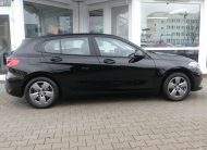 BMW 118i Advantage LED PDC AHK Navi CarPlay Android