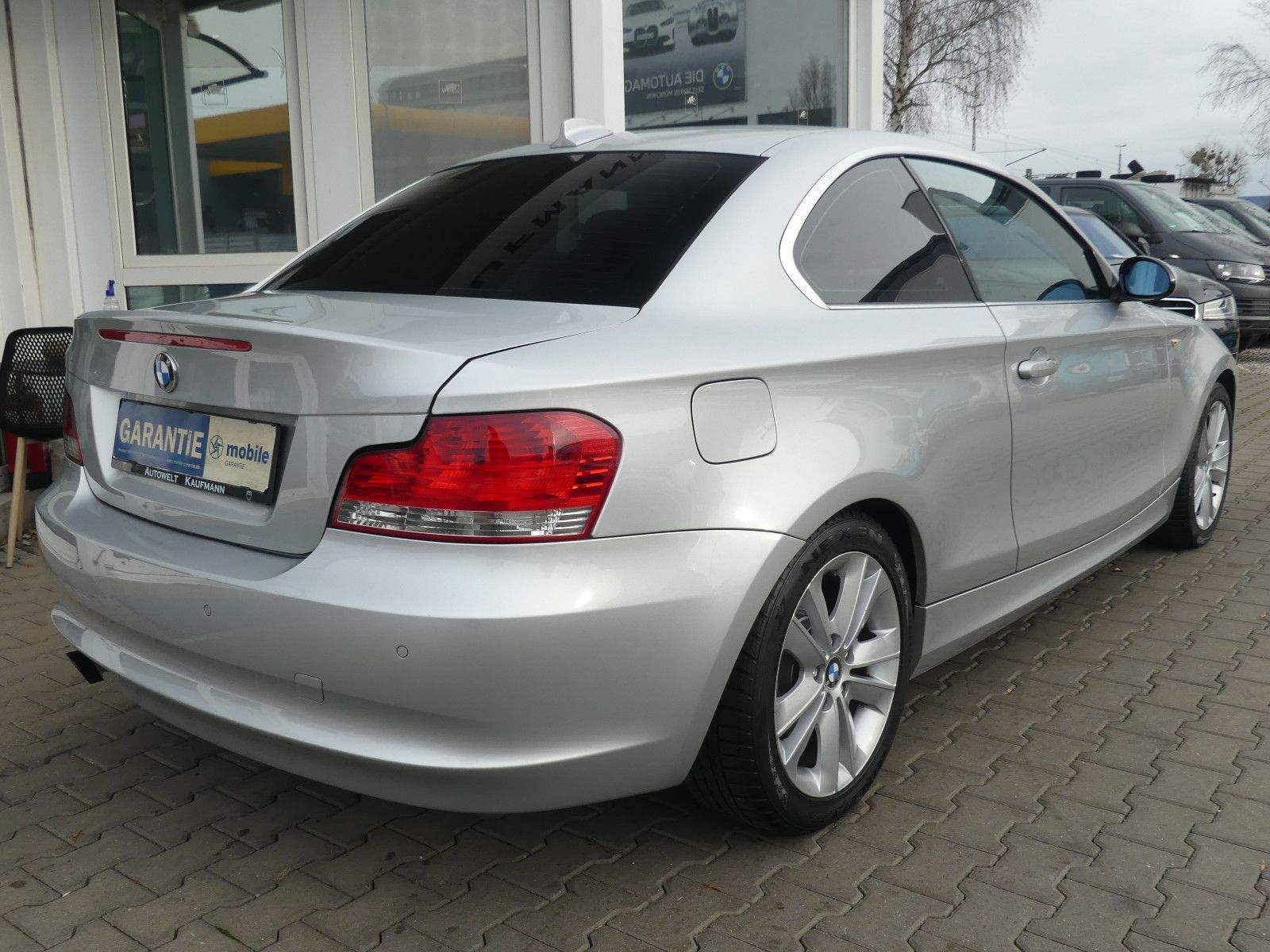 BMW 123D Coupe PDC Sitzheizung 2-Klima Bluetooth