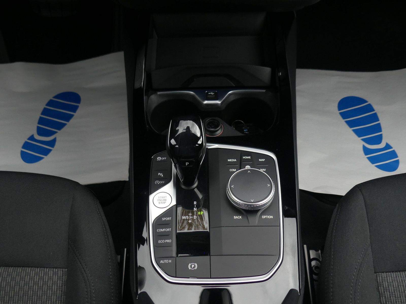 BMW 120 i Advantage Head-Up PDC LED