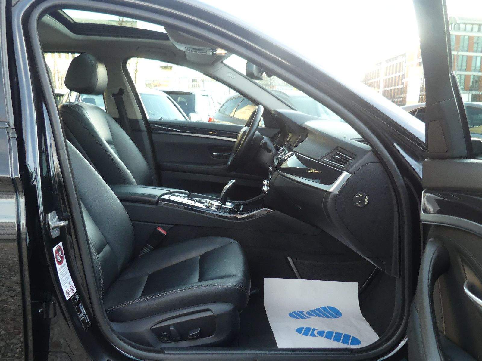 BMW 520D xDrive Modern Line Bi-Xenon Leder PDC Navi