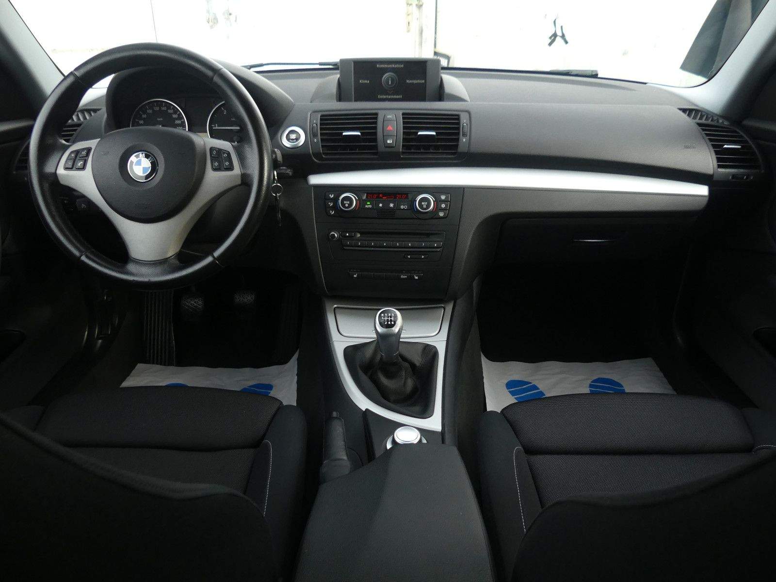 BMW 123D Coupe PDC Sitzheizung 2-Klima Bluetooth