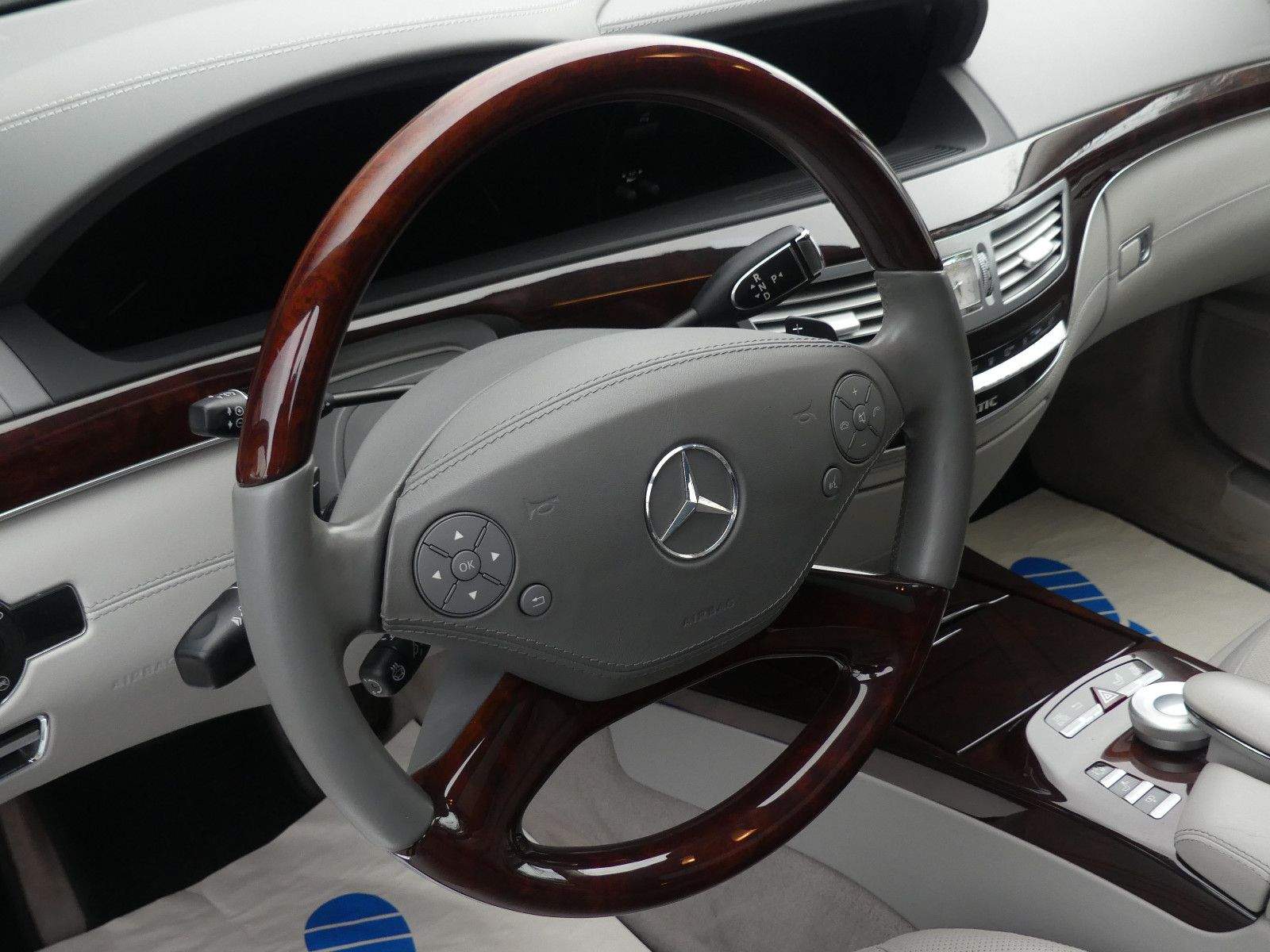 MERCEDES-BENZ S 500 CGI BE 4Matic Lang Massage Harman Kardon
