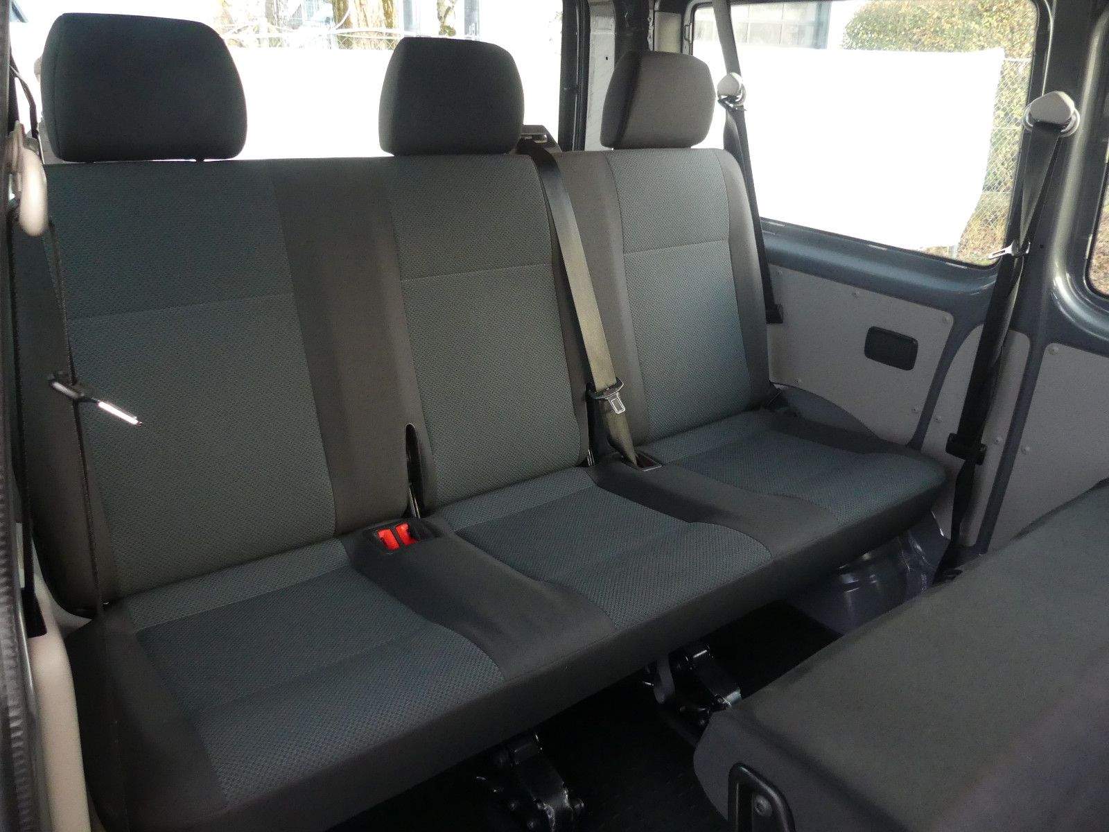 VW T6 Transporter 9-Sitzer Navi Kamera HUD EcoProfi