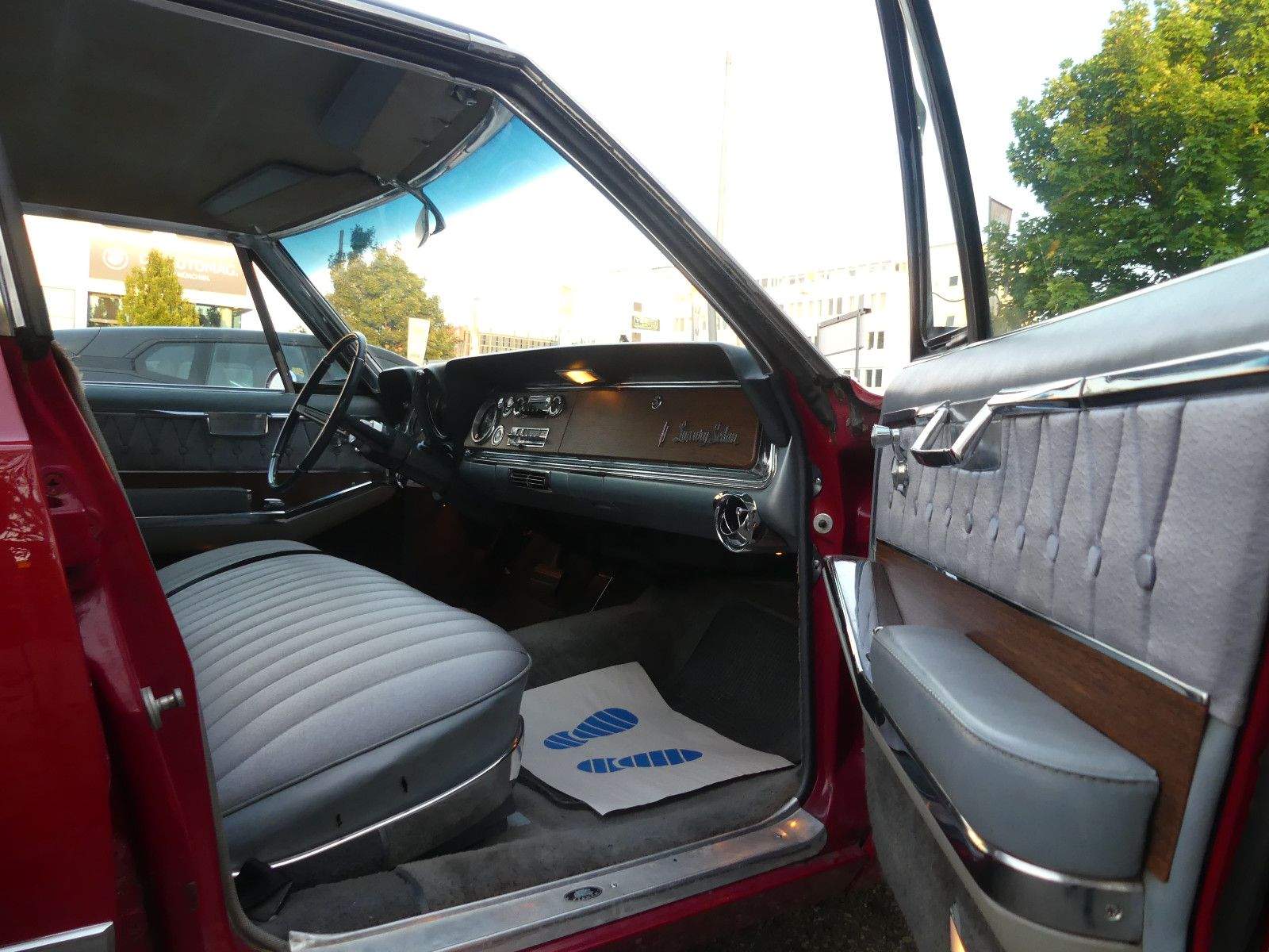 OLDSMOBILE 98 Ninety Eight Luxury Sedan Matching Numbers