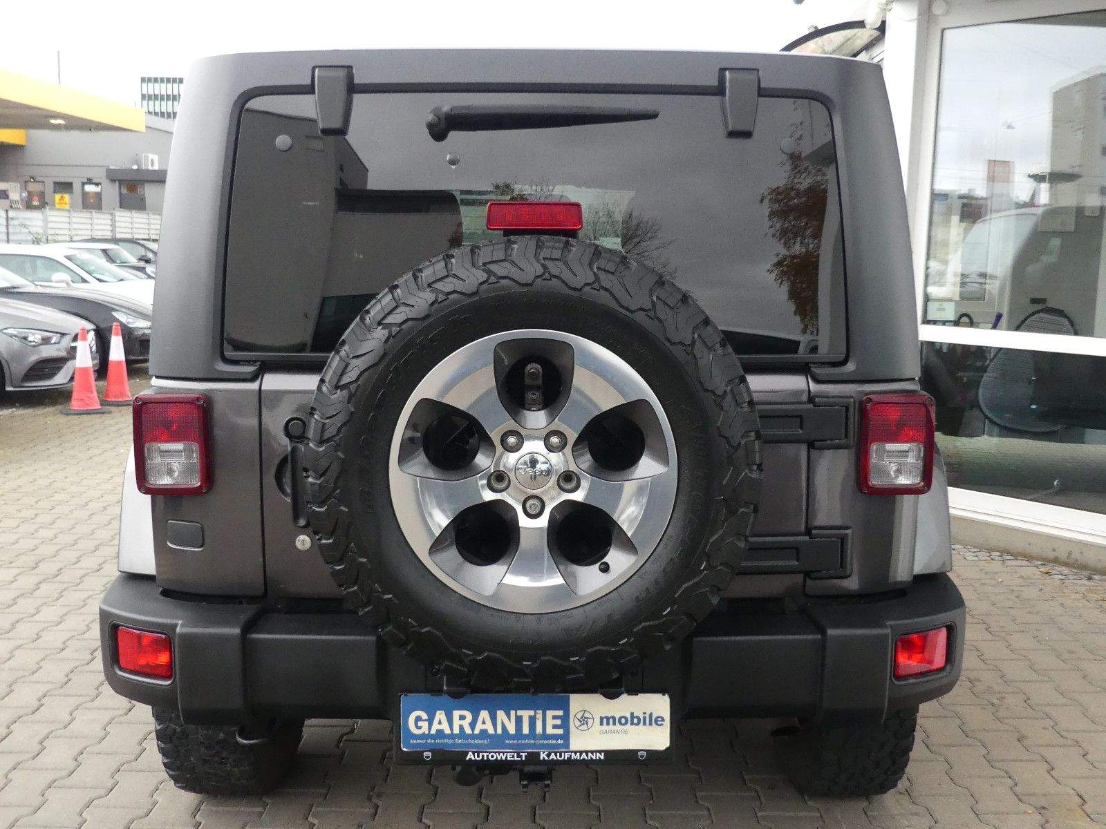 JEEP Wrangler Aut. Unlimited Sahara Dual-top Leder