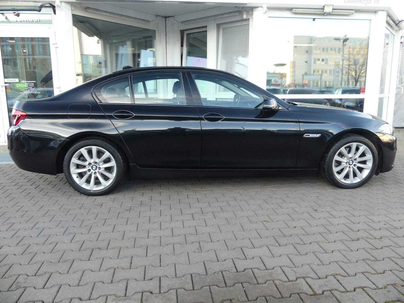 BMW 520D xDrive Modern Line Bi-Xenon Leder PDC Navi