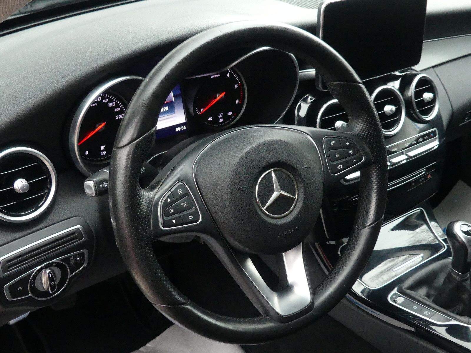MERCEDES-BENZ C 220 T BlueTec Navi PDC AHK Sitzheizung