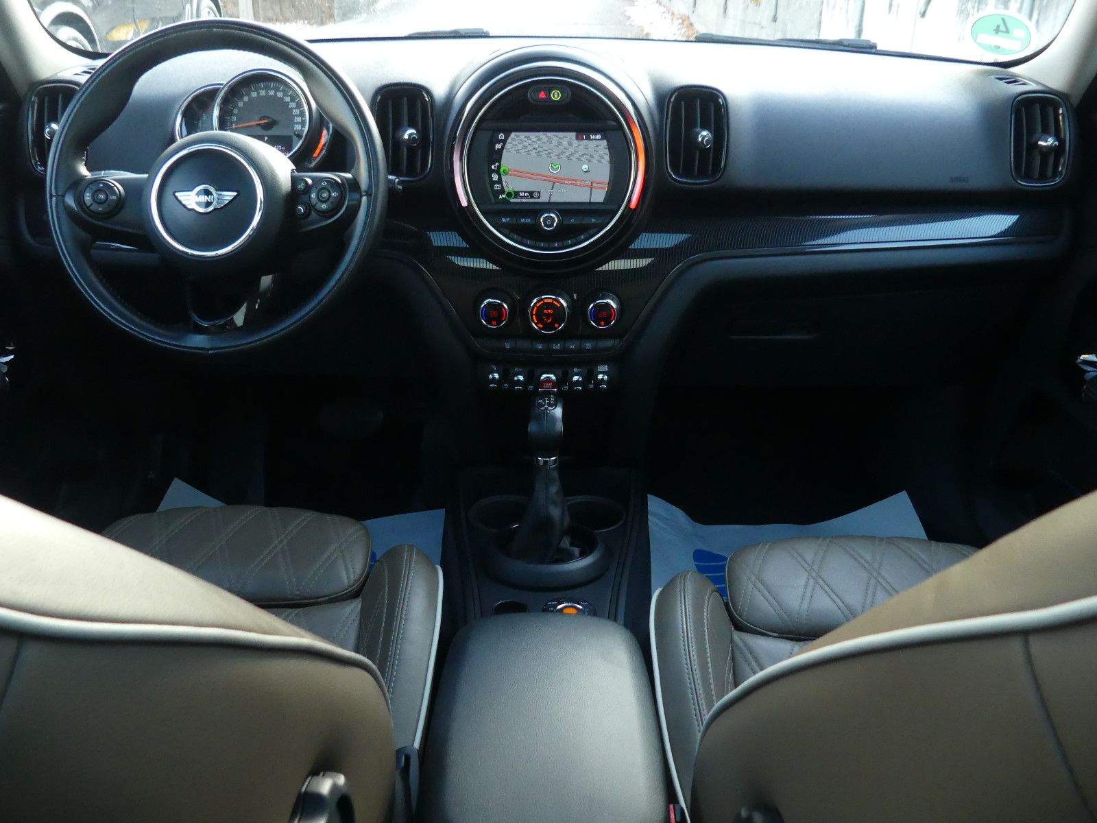 MINI Countryman Cooper All4 Leder Autom Pano PDC Navi