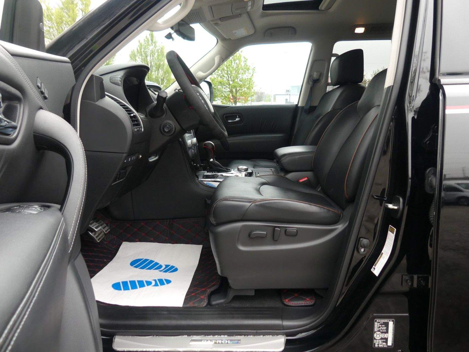 NISSAN Patrol / Armada Platinium V8 Nismo 8-Sitz