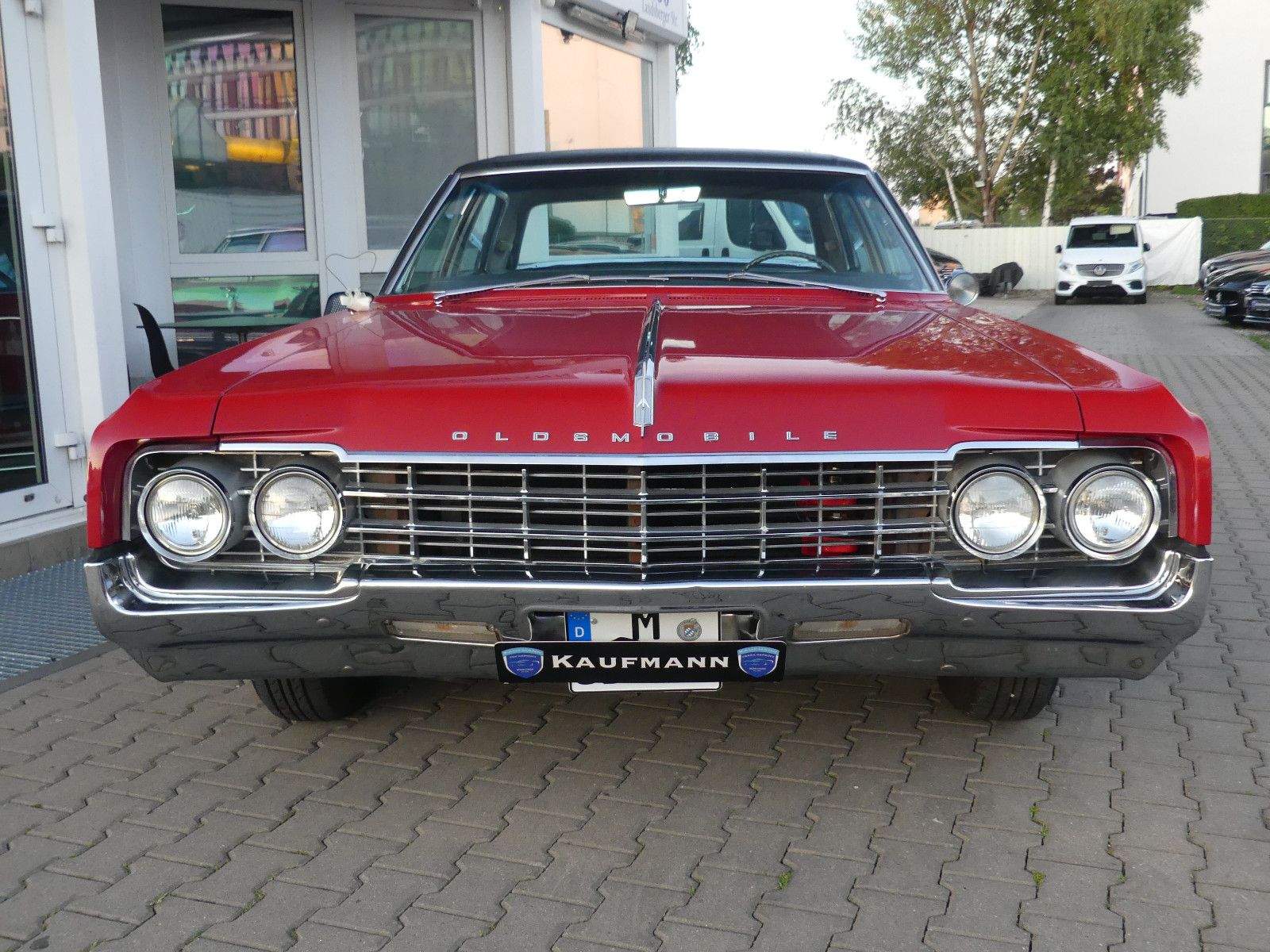 OLDSMOBILE 98 Ninety Eight Luxury Sedan Matching Numbers